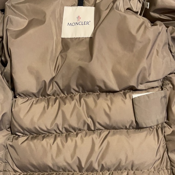 Authentic Moncler Tinuviel Fox fur Puffer Coat - Picture 16 of 16